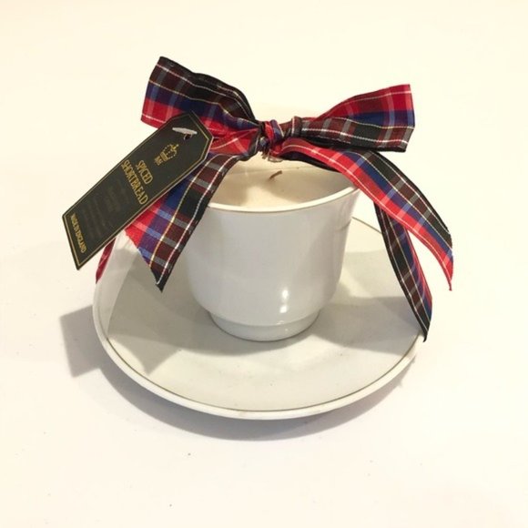 English Teacup & Saucer Candles New - Picture 6 of 15